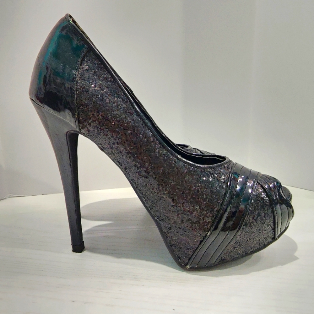 Lady Luxe  Black Glitter Peeptoe  Platform Heels